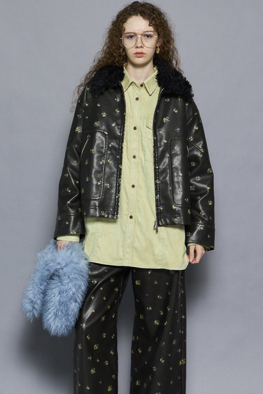 【メゾンスペシャル/MAISON SPECIAL】の2way Collar Small Flower Vegan Leather Blouson/2WAYカラースモールフラワーヴィーガンレザーブルゾン 人気、トレンドファッション・服の通販 founy(ファニー) 　ファッション　Fashion　レディースファッション　Fashion for Women　アウター　Coat / Outerwear Collection　レディースジャケット・軽アウター　Jackets　ブルゾンジャケット・スポーティアウター　Blouson Jackets　インナー　Innerwear　クール　Cool, Chic　シンプル　Simple, Minimal　ジップ　Zip, Zipper　ジップアップ　Zip-Up, Full Zip　ジャケット　Jacket, Outerwear　フェイクレザー　Faux Leather, PU Leather　フェミニン　Feminine, Girly　フロント　Front, Front Design　ブルゾン　Blouson, Bomber Jacket　プリント　Print, Printed Pattern　ポケット　Pocket, Pocket Detail　防寒　Cold Protection, Winter-Ready　ミックス　Mix, Mixed Style　ライダース　Riders　A/W・秋冬　Autumn/Winter　2025年　2025　2025-2026秋冬・A/W　Autumn/Winter 2025–26 AW25–26　other-7|ID: prp329100004635369 ipo3291000000033383509