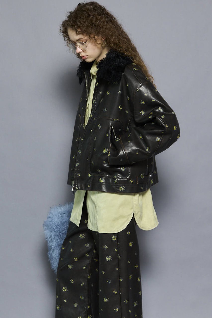 【メゾンスペシャル/MAISON SPECIAL】の2way Collar Small Flower Vegan Leather Blouson/2WAYカラースモールフラワーヴィーガンレザーブルゾン 人気、トレンドファッション・服の通販 founy(ファニー) 　ファッション　Fashion　レディースファッション　Fashion for Women　アウター　Coat / Outerwear Collection　レディースジャケット・軽アウター　Jackets　ブルゾンジャケット・スポーティアウター　Blouson Jackets　インナー　Innerwear　クール　Cool, Chic　シンプル　Simple, Minimal　ジップ　Zip, Zipper　ジップアップ　Zip-Up, Full Zip　ジャケット　Jacket, Outerwear　フェイクレザー　Faux Leather, PU Leather　フェミニン　Feminine, Girly　フロント　Front, Front Design　ブルゾン　Blouson, Bomber Jacket　プリント　Print, Printed Pattern　ポケット　Pocket, Pocket Detail　防寒　Cold Protection, Winter-Ready　ミックス　Mix, Mixed Style　ライダース　Riders　A/W・秋冬　Autumn/Winter　2025年　2025　2025-2026秋冬・A/W　Autumn/Winter 2025–26 AW25–26　other-8|ID: prp329100004635369 ipo3291000000033383510
