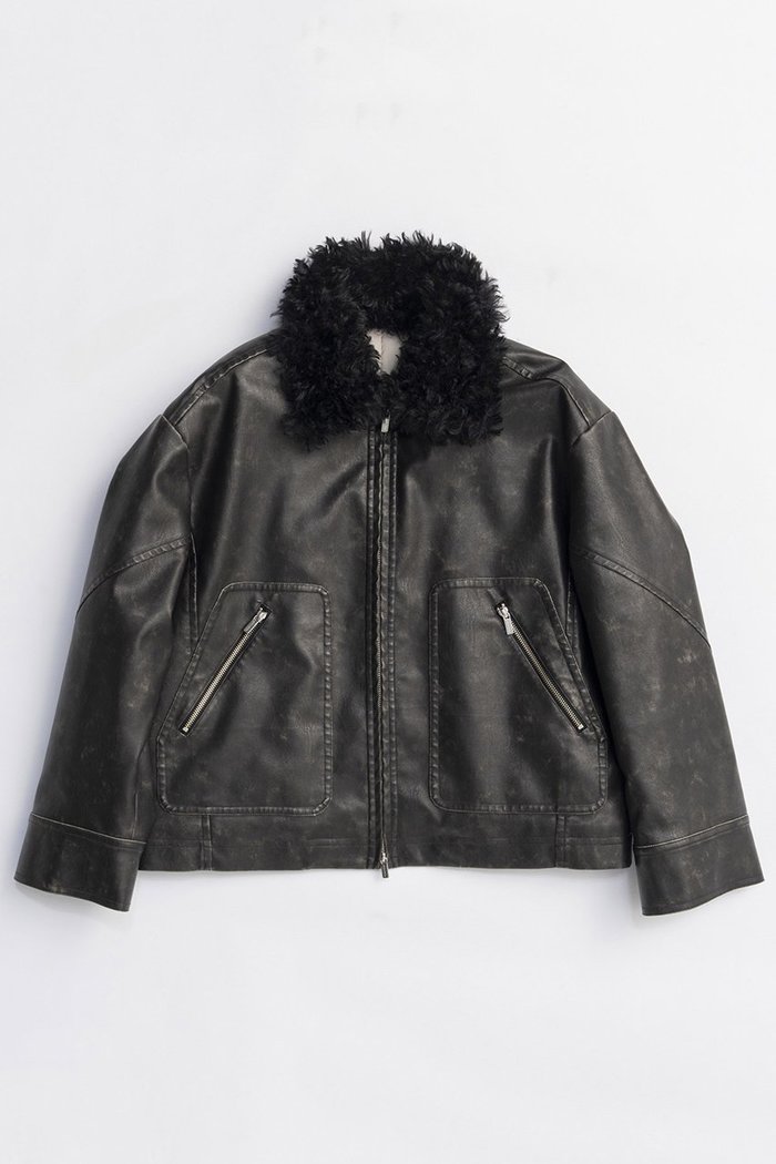 【メゾンスペシャル/MAISON SPECIAL】の2way Collar Vegan Leather Blouson/2WAYカラーヴィーガンレザーブルゾン インテリア・キッズ・メンズ・レディースファッション・服の通販 founy(ファニー) https://founy.com/ ファッション Fashion レディースファッション Fashion for Women アウター Coat / Outerwear Collection レディースジャケット・軽アウター Jackets ブルゾンジャケット・スポーティアウター Blouson Jackets インナー Innerwear クール Cool, Chic シンプル Simple, Minimal ジップ Zip, Zipper ジップアップ Zip-Up, Full Zip ジャケット Jacket, Outerwear フェイクレザー Faux Leather, PU Leather フロント Front, Front Design ブルゾン Blouson, Bomber Jacket ポケット Pocket, Pocket Detail 防寒 Cold Protection, Winter-Ready ライダース Riders A/W・秋冬 Autumn/Winter 2025年 2025 2025-2026秋冬・A/W Autumn/Winter 2025–26 AW25–26 |ID: prp329100004635370 ipo3291000000033383511