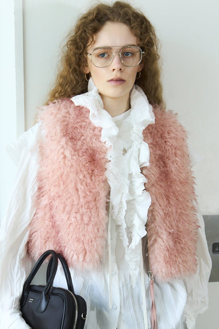 【メゾンスペシャル/MAISON SPECIAL】のFur Vest/ファーベスト 人気、トレンドファッション・服の通販 founy(ファニー) 　ファッション　Fashion　レディースファッション　Fashion for Women　アウター　Coat / Outerwear Collection　レディースジャケット・軽アウター　Jackets　2025年　2025　2025-2026秋冬・A/W　Autumn/Winter 2025–26 AW25–26　ショート　Short, Short Length　シンプル　Simple, Minimal　ジャケット　Jacket, Outerwear　バランス　Balance, Style Balance　フェイクファー　Faux Fur, Imitation Fur　フェミニン　Feminine, Girly　ブルゾン　Blouson, Bomber Jacket　ベスト　Vest, Waistcoat　リアル　Real, Realistic　ロング　Long, Long-Length　ワイド　Wide, Wide Fit　秋　Autumn　A/W・秋冬　Autumn/Winter　other-7|ID: prp329100004635372 ipo3291000000033383546