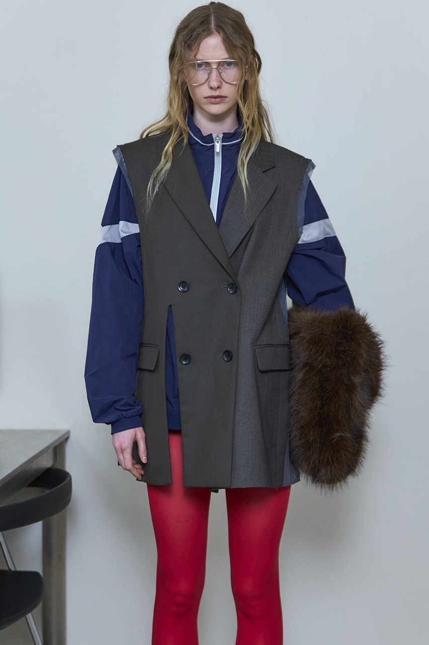 【メゾンスペシャル/MAISON SPECIAL】のSide Tulle Gilet/サイドチュールジレ 人気、トレンドファッション・服の通販 founy(ファニー) 　ファッション　Fashion　レディースファッション　Fashion for Women　アウター　Coat / Outerwear Collection　レディースジャケット・軽アウター　Jackets　アシンメトリー　Asymmetrical Style　インナー　Innerwear　オケージョン　Occasion Wear　ジャケット　Jacket, Outerwear　チュール　Tulip, Tulip Motif　ドッキング　Docking, Mixed Material　フィット　Fit, Slim Fit　ベスト　Vest, Waistcoat　ロング　Long, Long-Length　A/W・秋冬　Autumn/Winter　エレガント 上品　Elegant　2025年　2025　2025-2026秋冬・A/W　Autumn/Winter 2025–26 AW25–26　other-8|ID: prp329100004635376 ipo3291000000033383584