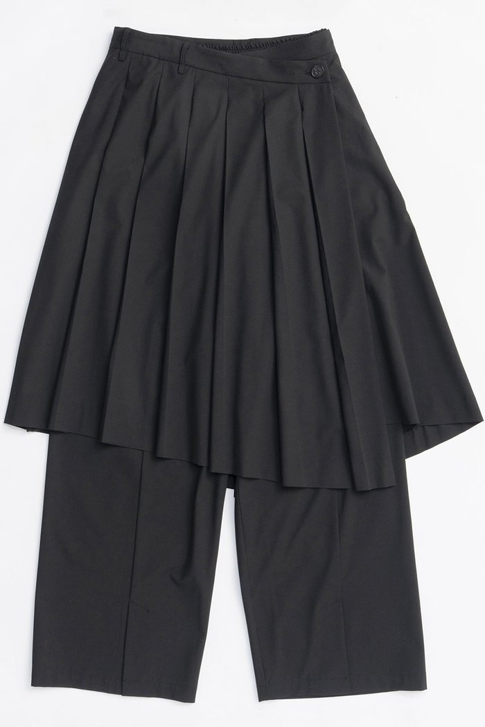 【メゾンスペシャル/MAISON SPECIAL】のMultiway Layered Pleated Skirt Pants/マルチウェイレイヤードプリーツスカートパンツ インテリア・キッズ・メンズ・レディースファッション・服の通販 founy(ファニー) https://founy.com/ ファッション Fashion レディースファッション Fashion for Women スカート Skirts プリーツスカート / 上品フェミニンスタイル Pleated Skirts パンツ Pants & Trousers アシンメトリー Asymmetrical Style スマート Smart, Elegant スラックス Slacks, Dress Pants セットアップ Set-Up, Coordinated Outfit パターン Pattern, Design Print フレア Flare, Flared プリーツ Pleats, Pleated ラップ Wrap, Wrap Design A/W・秋冬 Autumn/Winter 2025年 2025 2025-2026秋冬・A/W Autumn/Winter 2025–26 AW25–26 |ID: prp329100004635400 ipo3291000000033383792