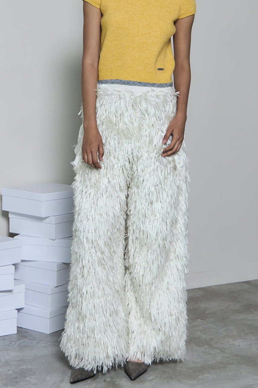 【メゾンスペシャル/MAISON SPECIAL】のFeather Pants/フェザーパンツ 人気、トレンドファッション・服の通販 founy(ファニー) 　ファッション　Fashion　レディースファッション　Fashion for Women　パンツ　Pants & Trousers　2025年　2025　2025-2026秋冬・A/W　Autumn/Winter 2025–26 AW25–26　おすすめ　Recommended / Our Picks　コンパクト　Compact, Small Size　バランス　Balance, Style Balance　フェザー　Feather, Feather Detail　ベロア　Velour, Soft Velvet　A/W・秋冬　Autumn/Winter　other-4|ID: prp329100004635404 ipo3291000000033383831