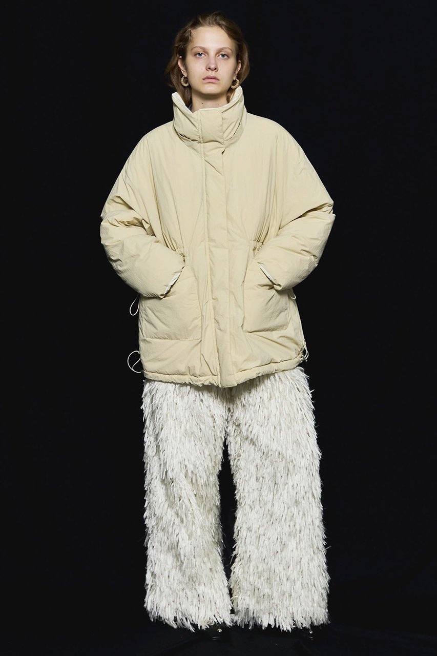 【メゾンスペシャル/MAISON SPECIAL】のFeather Pants/フェザーパンツ 人気、トレンドファッション・服の通販 founy(ファニー) 　ファッション　Fashion　レディースファッション　Fashion for Women　パンツ　Pants & Trousers　2025年　2025　2025-2026秋冬・A/W　Autumn/Winter 2025–26 AW25–26　おすすめ　Recommended / Our Picks　コンパクト　Compact, Small Size　バランス　Balance, Style Balance　フェザー　Feather, Feather Detail　ベロア　Velour, Soft Velvet　A/W・秋冬　Autumn/Winter　other-8|ID: prp329100004635404 ipo3291000000033383835