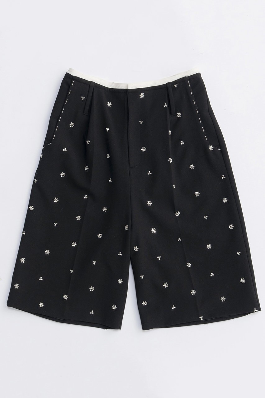 【メゾンスペシャル/MAISON SPECIAL】のSequin Flower Shorts/スパンコールフラワーハーフパンツ インテリア・キッズ・メンズ・レディースファッション・服の通販 founy(ファニー) 　ファッション　Fashion　レディースファッション　Fashion for Women　パンツ　Pants & Trousers　ショートパンツ・ハーフパンツ　High-Waisted & Relaxed Shorts　2025年　2025　2025-2026秋冬・A/W　Autumn/Winter 2025–26 AW25–26　ショート　Short, Short Length　スパンコール　Sequins, Sequin Embellishment　ハンド　Hand, Handmade　ハーフ　Half, Half-Length　バランス　Balance, Style Balance　フラワー　Flower, Floral　エレガント 上品　Elegant　A/W・秋冬　Autumn/Winter　BLK(ブラック)|ID: prp329100004635405 ipo3291000000033383837