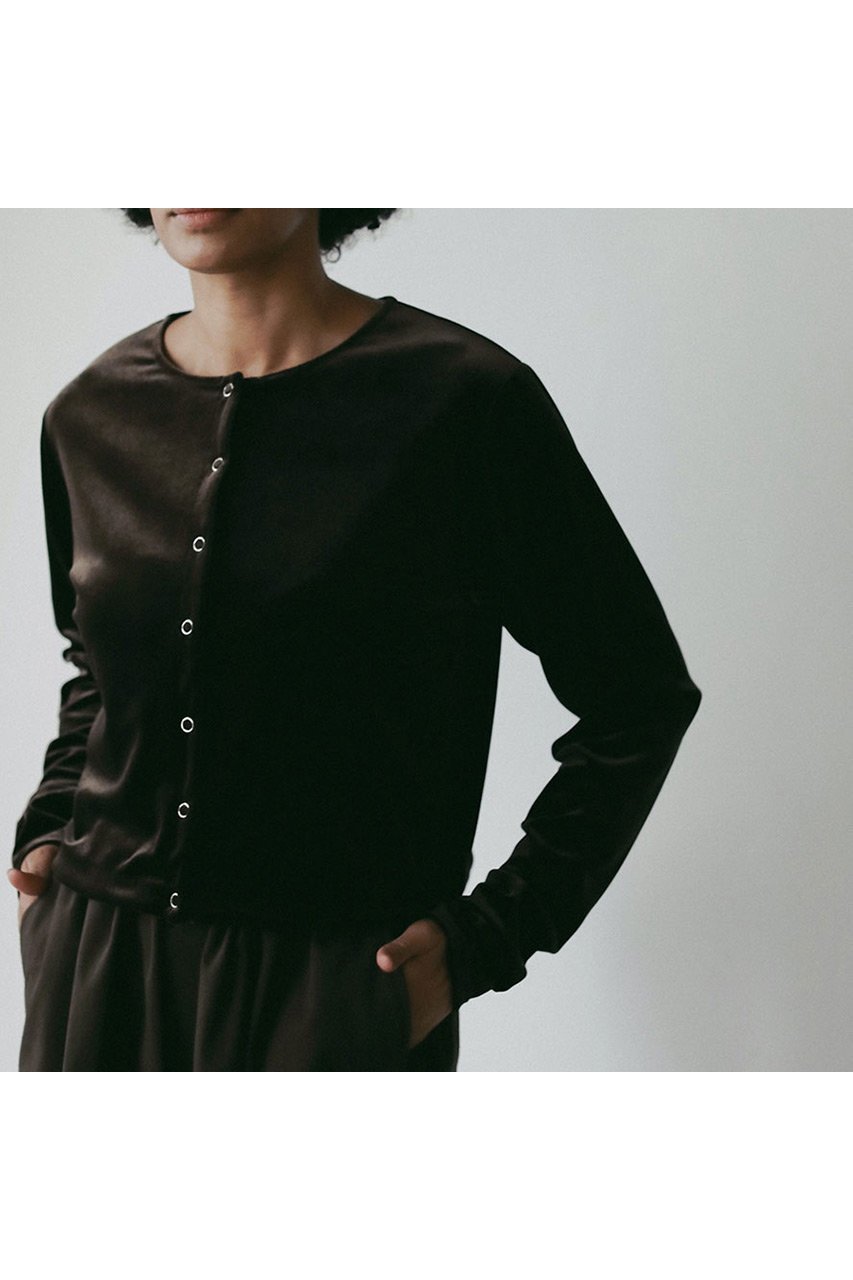 【ハー/HER.】の【8/14 12:00販売開始】ベロアカーディガン 人気、トレンドファッション・服の通販 founy(ファニー) 　ファッション　Fashion　レディースファッション　Fashion for Women　トップス・カットソー　Cut & Sew Tops　カーディガン・羽織り　Layered Style Cardigans　シャツ・ブラウス・オフィスカジュアル　Elegant Blouses & Button-Ups　ロングTシャツ・Tシャツ　Longline T-Shirts & Tees　カットソー・ベーシックTシャツ　Cut-and-Sewn Tops / Stretch Tees & Basics　ベロアトップス　Velour Tops / Velvet-Look Items　2025年　2025　2025-2026秋冬・A/W　Autumn/Winter 2025–26 AW25–26　おすすめ　Recommended / Our Picks　カーディガン　Cardigan, Knitwear　ショート　Short, Short Length　タンク　Tank Top, Sleeveless Top　トレンド　Trend, Trending Now　ベロア　Velour, Soft Velvet　エレガント 上品　Elegant　定番　Standard, Basic Item　A/W・秋冬　Autumn/Winter　other-8|ID: prp329100004636007 ipo3291000000033393935