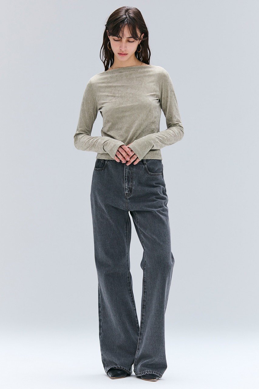 【ベイジ,/BEIGE,】のBUTLER(バトラー)/ストレッチベロアボートネックカットソー 人気、トレンドファッション・服の通販 founy(ファニー) 　ファッション　Fashion　レディースファッション　Fashion for Women　トップス・カットソー　Cut & Sew Tops　シャツ・ブラウス・オフィスカジュアル　Elegant Blouses & Button-Ups　ロングTシャツ・Tシャツ　Longline T-Shirts & Tees　カットソー・ベーシックTシャツ　Cut-and-Sewn Tops / Stretch Tees & Basics　ベロアトップス　Velour Tops / Velvet-Look Items　インナー　Innerwear　カットソー　Cut and Sewn Top　ストレッチ　Stretch, Stretchy Fabric　スリーブ　Sleeve, Long Sleeve / Short Sleeve　デコルテ　Décolleté, Neckline　ベロア　Velour, Soft Velvet　リュクス　Luxury, Elegant, High-End, Chic　ロング　Long, Long-Length　秋　Autumn　A/W・秋冬　Autumn/Winter　other-6|ID: prp329100004636660 ipo3291000000033878884