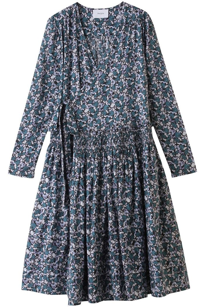 【マーレット/MERLETTE】のLILAS PRINT フラワープリント ローウエスト切替ギャザーラップドレス インテリア・キッズ・メンズ・レディースファッション・服の通販 founy(ファニー) https://founy.com/ ファッション Fashion レディースファッション Fashion for Women ワンピース Dresses フォーマル・パーティードレス・結婚式用ドレス Elegant & Casual Dresses チュニック Tunic Tops & Dresses 2025年 2025 2025-2026秋冬・A/W Autumn/Winter 2025–26 AW25–26 ギャザー Gathered, Ruffled チュニック Tunic, Long Top ドレス Dress, One-Piece フラワー Flower, Floral プリント Print, Printed Pattern ラップ Wrap, Wrap Design リボン Ribbon, Bow 切替 Switching, Contrast Panel A/W・秋冬 Autumn/Winter |ID: prp329100004636671 ipo3291000000033407174