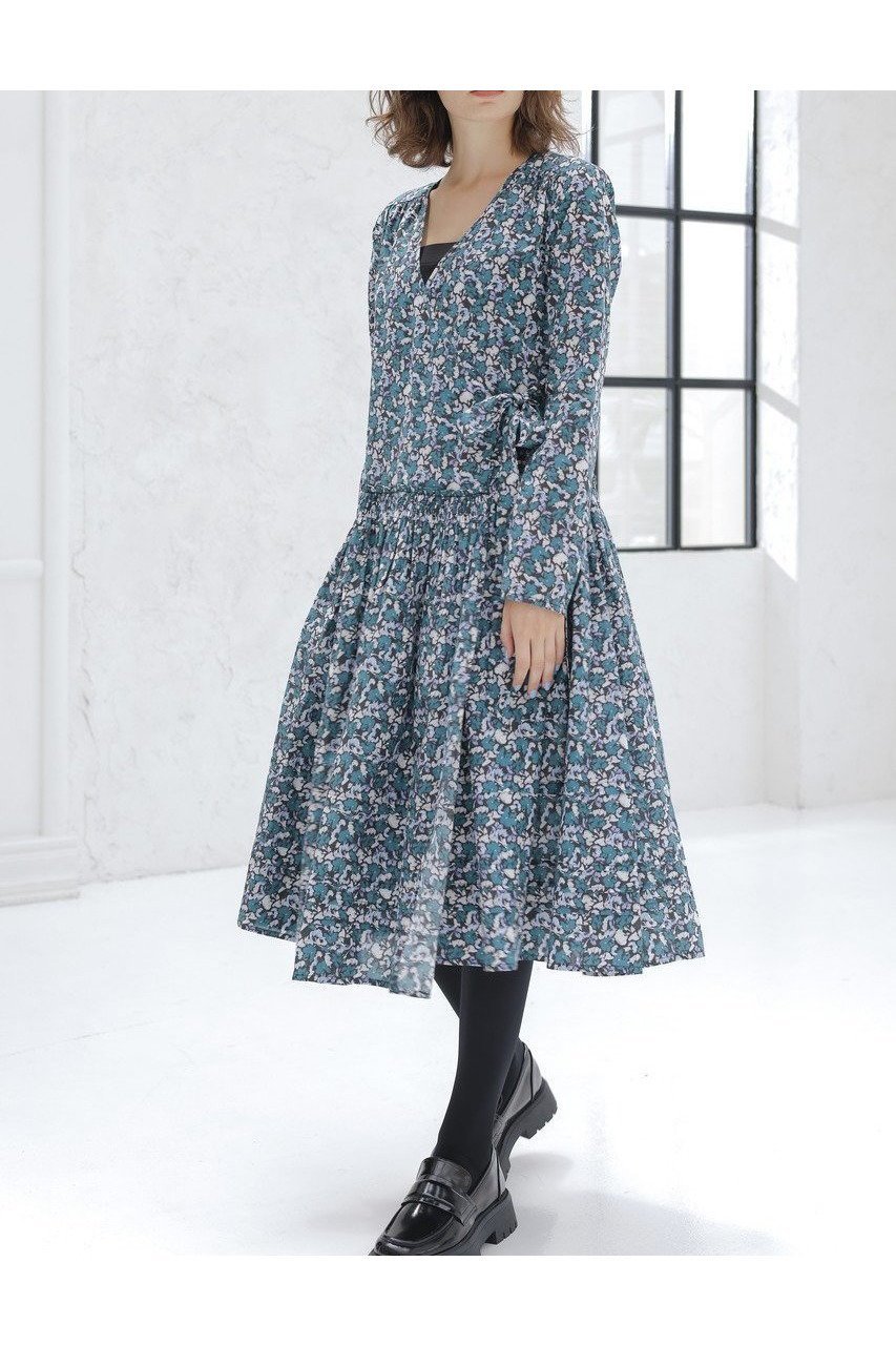 【マーレット/MERLETTE】のLILAS PRINT フラワープリント ローウエスト切替ギャザーラップドレス 人気、トレンドファッション・服の通販 founy(ファニー) 　ファッション　Fashion　レディースファッション　Fashion for Women　ワンピース　Dresses　フォーマル・パーティードレス・結婚式用ドレス　Elegant & Casual Dresses　チュニック　Tunic Tops & Dresses　2025年　2025　2025-2026秋冬・A/W　Autumn/Winter 2025–26 AW25–26　ギャザー　Gathered, Ruffled　チュニック　Tunic, Long Top　ドレス　Dress, One-Piece　フラワー　Flower, Floral　プリント　Print, Printed Pattern　ラップ　Wrap, Wrap Design　リボン　Ribbon, Bow　切替　Switching, Contrast Panel　A/W・秋冬　Autumn/Winter　other-6|ID: prp329100004636671 ipo3291000000033407180