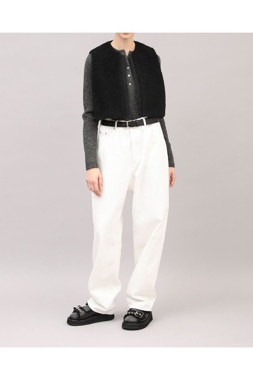 【サクラ/SACRA】のプードルファーショートベスト 人気、トレンドファッション・服の通販 founy(ファニー) 　ファッション　Fashion　レディースファッション　Fashion for Women　アウター　Coat / Outerwear Collection　レディースジャケット・軽アウター　Jackets　2025年　2025　2025-2026秋冬・A/W　Autumn/Winter 2025–26 AW25–26　クロップド　Cropped, Short Length　ジャケット　Jacket, Outerwear　バランス　Balance, Style Balance　ベスト　Vest, Waistcoat　A/W・秋冬　Autumn/Winter　other-7|ID: prp329100004636727 ipo3291000000033407572