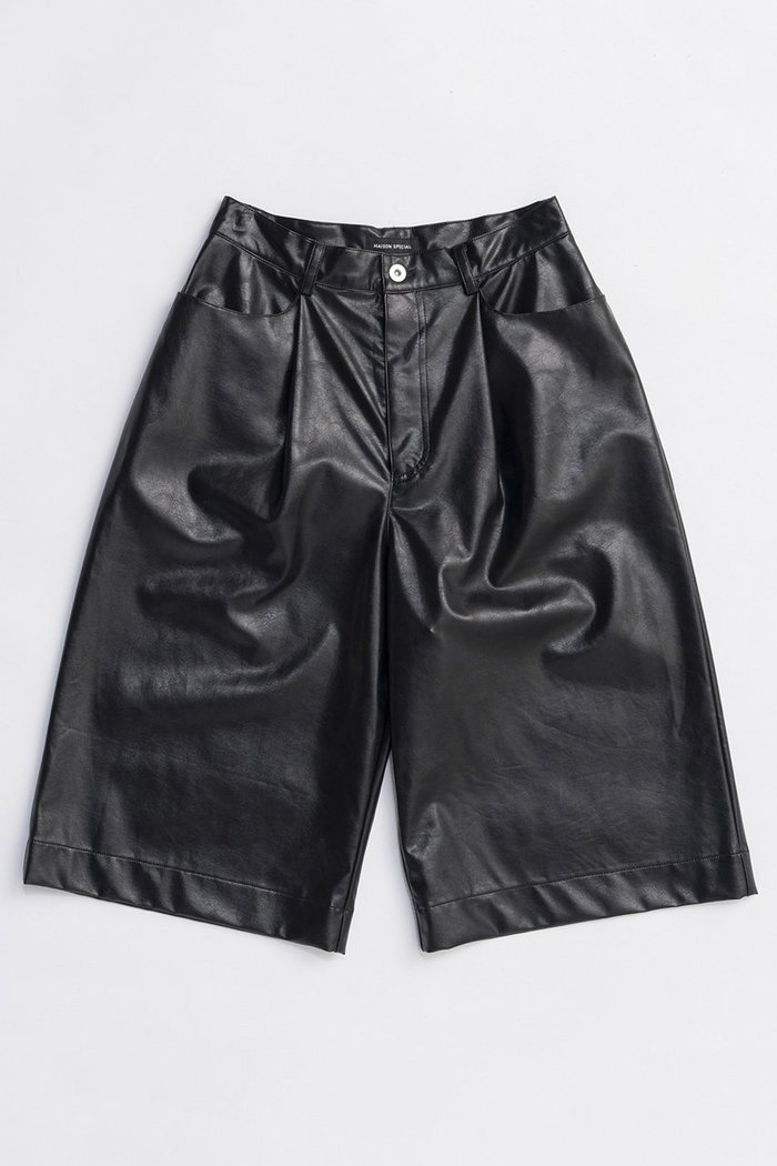【メゾンスペシャル/MAISON SPECIAL】のLeather Shorts/レザーショートパンツ インテリア・キッズ・メンズ・レディースファッション・服の通販 founy(ファニー) https://founy.com/ ファッション Fashion レディースファッション Fashion for Women パンツ Pants & Trousers ショートパンツ・ハーフパンツ High-Waisted & Relaxed Shorts 2025年 2025 2025-2026秋冬・A/W Autumn/Winter 2025–26 AW25–26 ショート Short, Short Length シンプル Simple, Minimal ハーフ Half, Half-Length フェイクレザー Faux Leather, PU Leather ワイド Wide, Wide Fit A/W・秋冬 Autumn/Winter |ID: prp329100004636770 ipo3291000000033407879