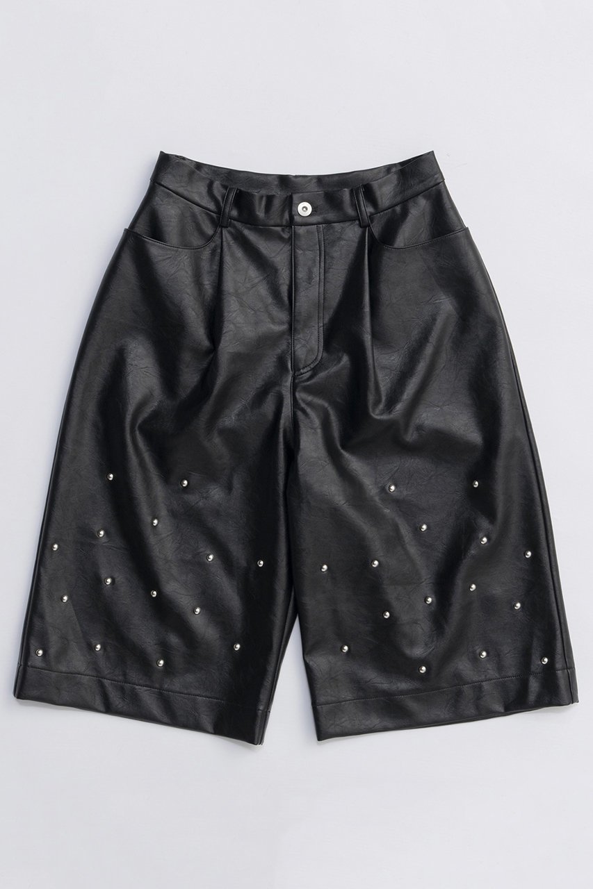 【メゾンスペシャル/MAISON SPECIAL】のStuds Leather Shorts/スタッズレザーショートパンツ インテリア・キッズ・メンズ・レディースファッション・服の通販 founy(ファニー) 　ファッション　Fashion　レディースファッション　Fashion for Women　パンツ　Pants & Trousers　ショートパンツ・ハーフパンツ　High-Waisted & Relaxed Shorts　2025年　2025　2025-2026秋冬・A/W　Autumn/Winter 2025–26 AW25–26　ショート　Short, Short Length　シンプル　Simple, Minimal　スタッズ　Studs, Metal Accents　ハーフ　Half, Half-Length　フェイクレザー　Faux Leather, PU Leather　ワイド　Wide, Wide Fit　A/W・秋冬　Autumn/Winter　BLK(ブラック)|ID: prp329100004636771 ipo3291000000033407891