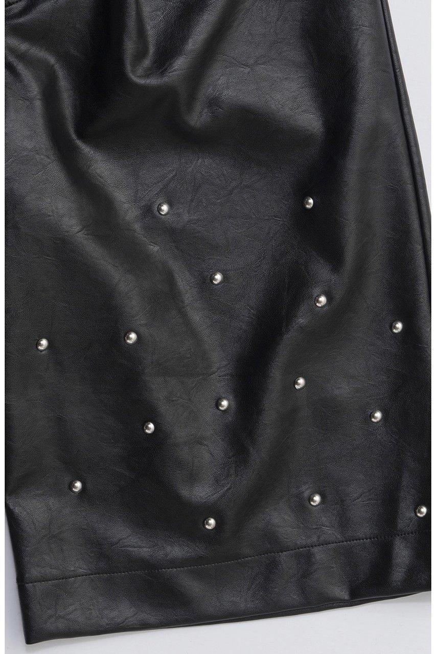 【メゾンスペシャル/MAISON SPECIAL】のStuds Leather Shorts/スタッズレザーショートパンツ 人気、トレンドファッション・服の通販 founy(ファニー) 　ファッション　Fashion　レディースファッション　Fashion for Women　パンツ　Pants & Trousers　ショートパンツ・ハーフパンツ　High-Waisted & Relaxed Shorts　2025年　2025　2025-2026秋冬・A/W　Autumn/Winter 2025–26 AW25–26　ショート　Short, Short Length　シンプル　Simple, Minimal　スタッズ　Studs, Metal Accents　ハーフ　Half, Half-Length　フェイクレザー　Faux Leather, PU Leather　ワイド　Wide, Wide Fit　A/W・秋冬　Autumn/Winter　other-3|ID: prp329100004636771 ipo3291000000033407896