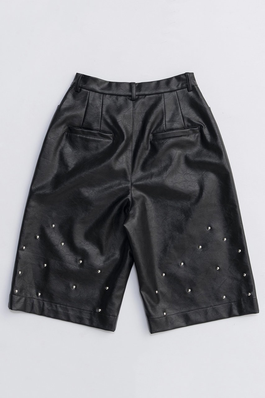 【メゾンスペシャル/MAISON SPECIAL】のStuds Leather Shorts/スタッズレザーショートパンツ 人気、トレンドファッション・服の通販 founy(ファニー) 　ファッション　Fashion　レディースファッション　Fashion for Women　パンツ　Pants & Trousers　ショートパンツ・ハーフパンツ　High-Waisted & Relaxed Shorts　2025年　2025　2025-2026秋冬・A/W　Autumn/Winter 2025–26 AW25–26　ショート　Short, Short Length　シンプル　Simple, Minimal　スタッズ　Studs, Metal Accents　ハーフ　Half, Half-Length　フェイクレザー　Faux Leather, PU Leather　ワイド　Wide, Wide Fit　A/W・秋冬　Autumn/Winter　other-4|ID: prp329100004636771 ipo3291000000033407897