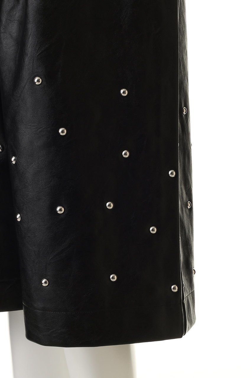 【メゾンスペシャル/MAISON SPECIAL】のStuds Leather Shorts/スタッズレザーショートパンツ 人気、トレンドファッション・服の通販 founy(ファニー) 　ファッション　Fashion　レディースファッション　Fashion for Women　パンツ　Pants & Trousers　ショートパンツ・ハーフパンツ　High-Waisted & Relaxed Shorts　ショート　Short, Short Length　シンプル　Simple, Minimal　スタッズ　Studs, Metal Accents　ハーフ　Half, Half-Length　フェイクレザー　Faux Leather, PU Leather　ワイド　Wide, Wide Fit　other-5|ID: prp329100004636771 ipo3291000000035759407
