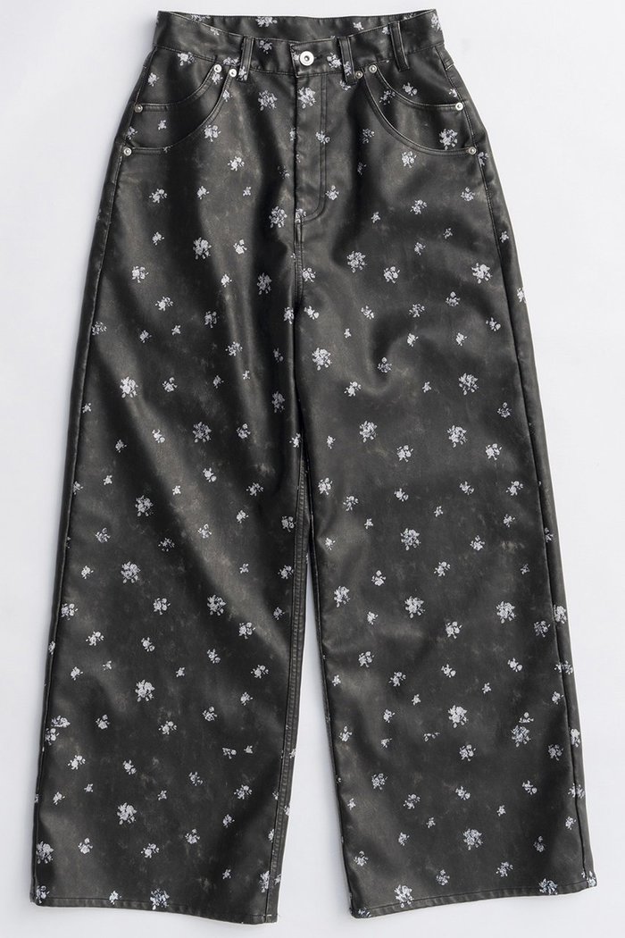 【メゾンスペシャル/MAISON SPECIAL】のVegan Leather Flower Print Pants/ヴィーガンレザーフラワープリントパンツ インテリア・キッズ・メンズ・レディースファッション・服の通販 founy(ファニー) https://founy.com/ ファッション Fashion レディースファッション Fashion for Women パンツ Pants & Trousers クール Cool, Chic シンプル Simple, Minimal ストレート Straight, Straight Cut ダブル Double, Double-Breasted フェイクレザー Faux Leather, PU Leather フェミニン Feminine, Girly プリント Print, Printed Pattern ポケット Pocket, Pocket Detail ミックス Mix, Mixed Style ワイド Wide, Wide Fit ワンポイント One Point, Statement Accent A/W・秋冬 Autumn/Winter エレガント 上品 Elegant 2025年 2025 2025-2026秋冬・A/W Autumn/Winter 2025–26 AW25–26 |ID: prp329100004636778 ipo3291000000033407959