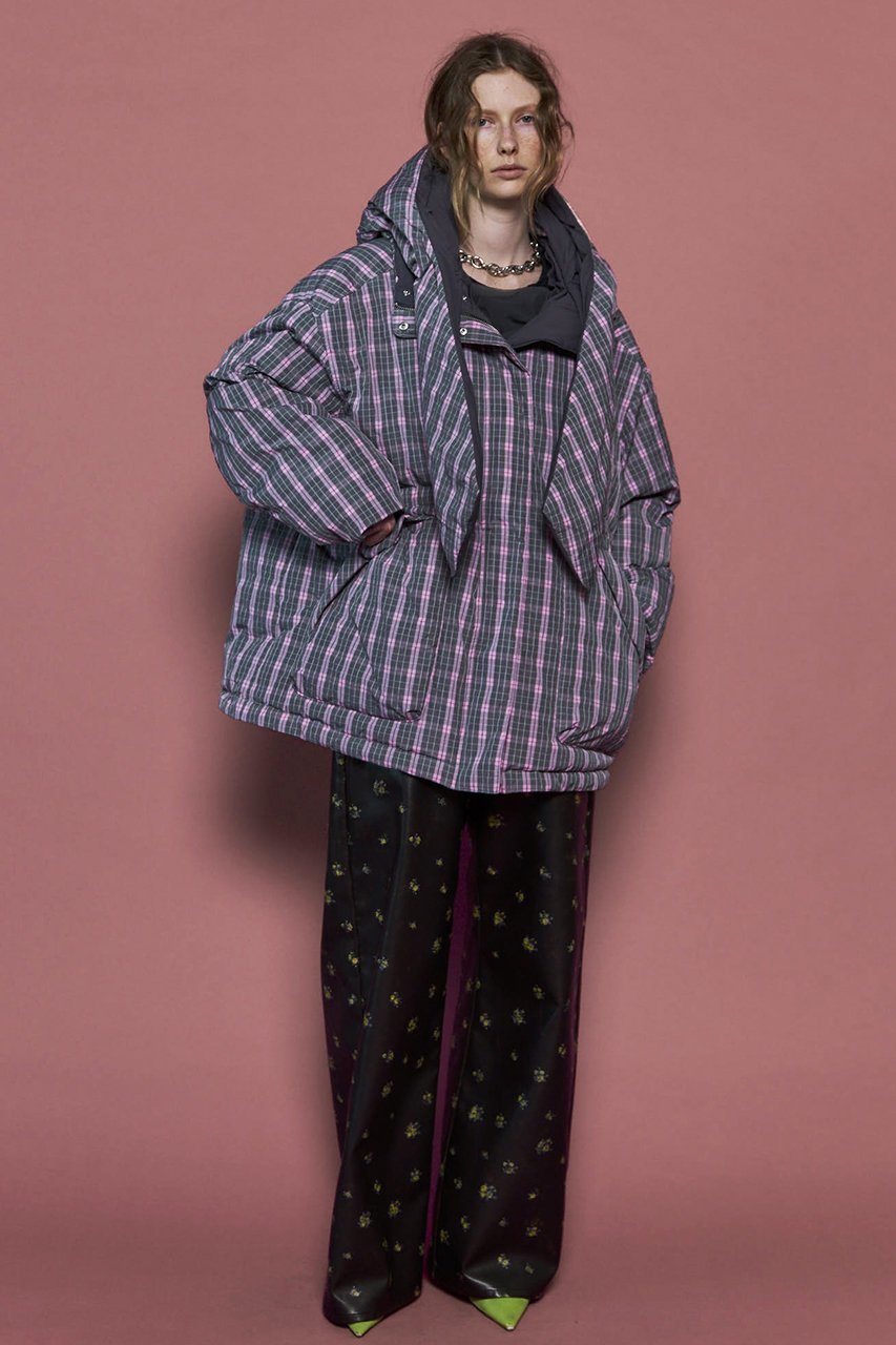 【メゾンスペシャル/MAISON SPECIAL】のVegan Leather Flower Print Pants/ヴィーガンレザーフラワープリントパンツ 人気、トレンドファッション・服の通販 founy(ファニー) 　ファッション　Fashion　レディースファッション　Fashion for Women　パンツ　Pants & Trousers　クール　Cool, Chic　シンプル　Simple, Minimal　ストレート　Straight, Straight Cut　ダブル　Double, Double-Breasted　フェイクレザー　Faux Leather, PU Leather　フェミニン　Feminine, Girly　プリント　Print, Printed Pattern　ポケット　Pocket, Pocket Detail　ミックス　Mix, Mixed Style　ワイド　Wide, Wide Fit　ワンポイント　One Point, Statement Accent　A/W・秋冬　Autumn/Winter　エレガント 上品　Elegant　2025年　2025　2025-2026秋冬・A/W　Autumn/Winter 2025–26 AW25–26　other-8|ID: prp329100004636778 ipo3291000000033407973