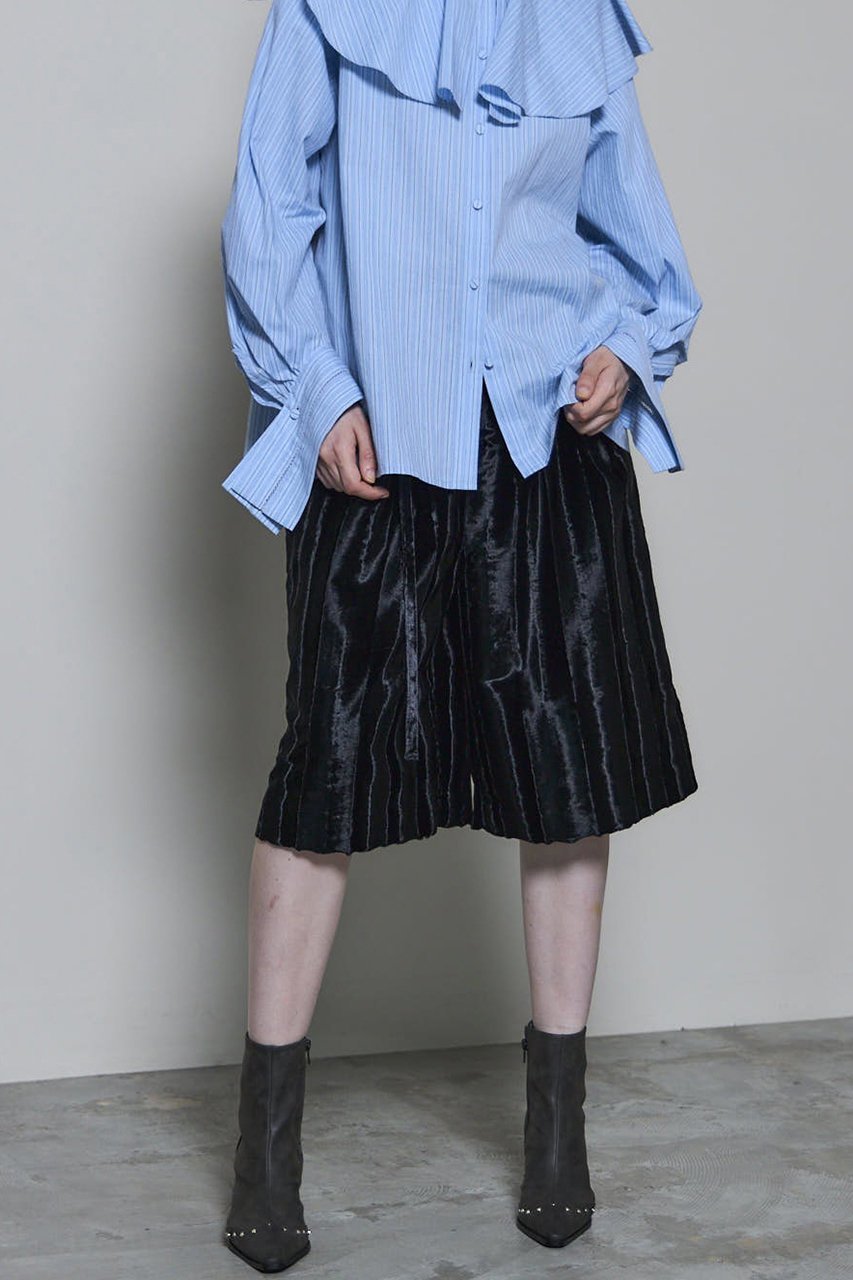 【メゾンスペシャル/MAISON SPECIAL】のFake Hair Calf Two-tuck Shorts/フェイクハラコツータックハーフパンツ 人気、トレンドファッション・服の通販 founy(ファニー) 　ファッション　Fashion　レディースファッション　Fashion for Women　パンツ　Pants & Trousers　ショートパンツ・ハーフパンツ　High-Waisted & Relaxed Shorts　ショート　Short, Short Length　シンプル　Simple, Minimal　なめらか　Smooth, Silky Texture　ハーフ　Half, Half-Length　バランス　Balance, Style Balance　フェイクファー　Faux Fur, Imitation Fur　フロント　Front, Front Design　A/W・秋冬　Autumn/Winter　エレガント 上品　Elegant　2025年　2025　2025-2026秋冬・A/W　Autumn/Winter 2025–26 AW25–26　other-2|ID: prp329100004636788 ipo3291000000033408060