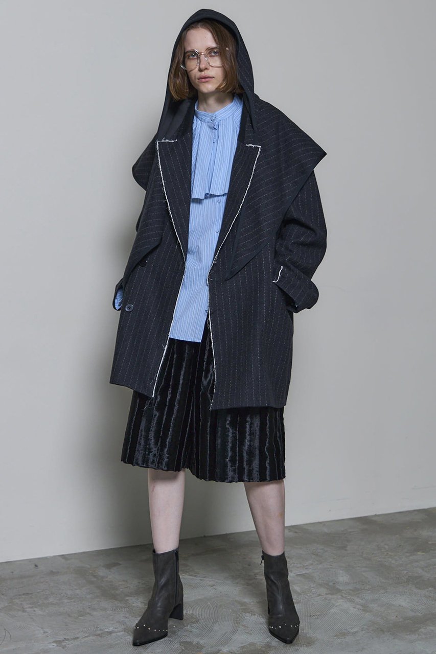 【メゾンスペシャル/MAISON SPECIAL】のFake Hair Calf Two-tuck Shorts/フェイクハラコツータックハーフパンツ 人気、トレンドファッション・服の通販 founy(ファニー) 　ファッション　Fashion　レディースファッション　Fashion for Women　パンツ　Pants & Trousers　ショートパンツ・ハーフパンツ　High-Waisted & Relaxed Shorts　ショート　Short, Short Length　シンプル　Simple, Minimal　なめらか　Smooth, Silky Texture　ハーフ　Half, Half-Length　バランス　Balance, Style Balance　フェイクファー　Faux Fur, Imitation Fur　フロント　Front, Front Design　A/W・秋冬　Autumn/Winter　エレガント 上品　Elegant　2025年　2025　2025-2026秋冬・A/W　Autumn/Winter 2025–26 AW25–26　other-5|ID: prp329100004636788 ipo3291000000033408063