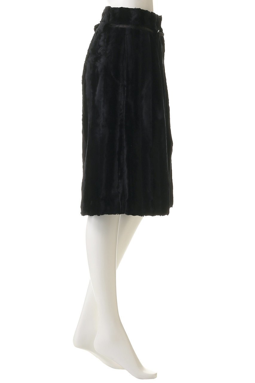 【メゾンスペシャル/MAISON SPECIAL】のFake Hair Calf Two-tuck Shorts/フェイクハラコツータックハーフパンツ 人気、トレンドファッション・服の通販 founy(ファニー) 　ファッション　Fashion　レディースファッション　Fashion for Women　パンツ　Pants & Trousers　ショートパンツ・ハーフパンツ　High-Waisted & Relaxed Shorts　なめらか　Smooth, Silky Texture　ショート　Short, Short Length　シンプル　Simple, Minimal　ハーフ　Half, Half-Length　バランス　Balance, Style Balance　フェイクファー　Faux Fur, Imitation Fur　フロント　Front, Front Design　エレガント 上品　Elegant　other-4|ID: prp329100004636788 ipo3291000000035759487