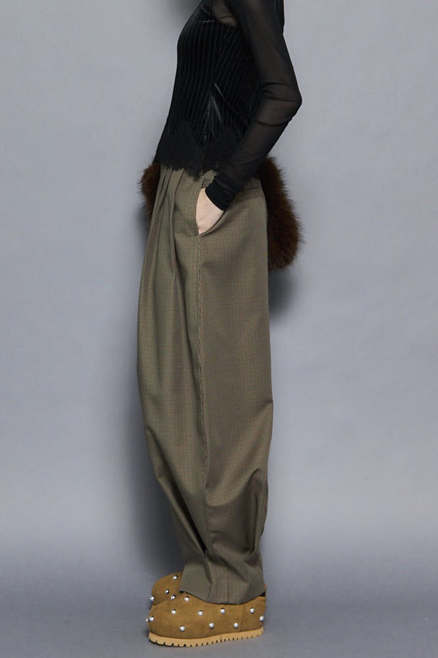 【メゾンスペシャル/MAISON SPECIAL】のTuck Balloon Volume Pants/タックバルーンボリュームパンツ 人気、トレンドファッション・服の通販 founy(ファニー) 　ファッション　Fashion　レディースファッション　Fashion for Women　パンツ　Pants & Trousers　クラシカル　Classical, Vintage-Inspired　バランス　Balance, Style Balance　パターン　Pattern, Design Print　フォルム　Silhouette, Form　A/W・秋冬　Autumn/Winter　エレガント 上品　Elegant　2025年　2025　2025-2026秋冬・A/W　Autumn/Winter 2025–26 AW25–26　other-3|ID: prp329100004636789 ipo3291000000033408071