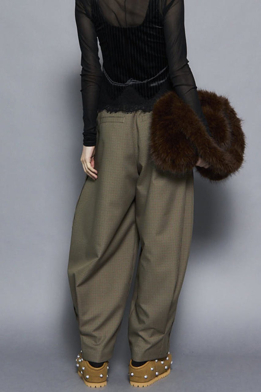 【メゾンスペシャル/MAISON SPECIAL】のTuck Balloon Volume Pants/タックバルーンボリュームパンツ 人気、トレンドファッション・服の通販 founy(ファニー) 　ファッション　Fashion　レディースファッション　Fashion for Women　パンツ　Pants & Trousers　クラシカル　Classical, Vintage-Inspired　バランス　Balance, Style Balance　パターン　Pattern, Design Print　フォルム　Silhouette, Form　A/W・秋冬　Autumn/Winter　エレガント 上品　Elegant　2025年　2025　2025-2026秋冬・A/W　Autumn/Winter 2025–26 AW25–26　other-4|ID: prp329100004636789 ipo3291000000033408072
