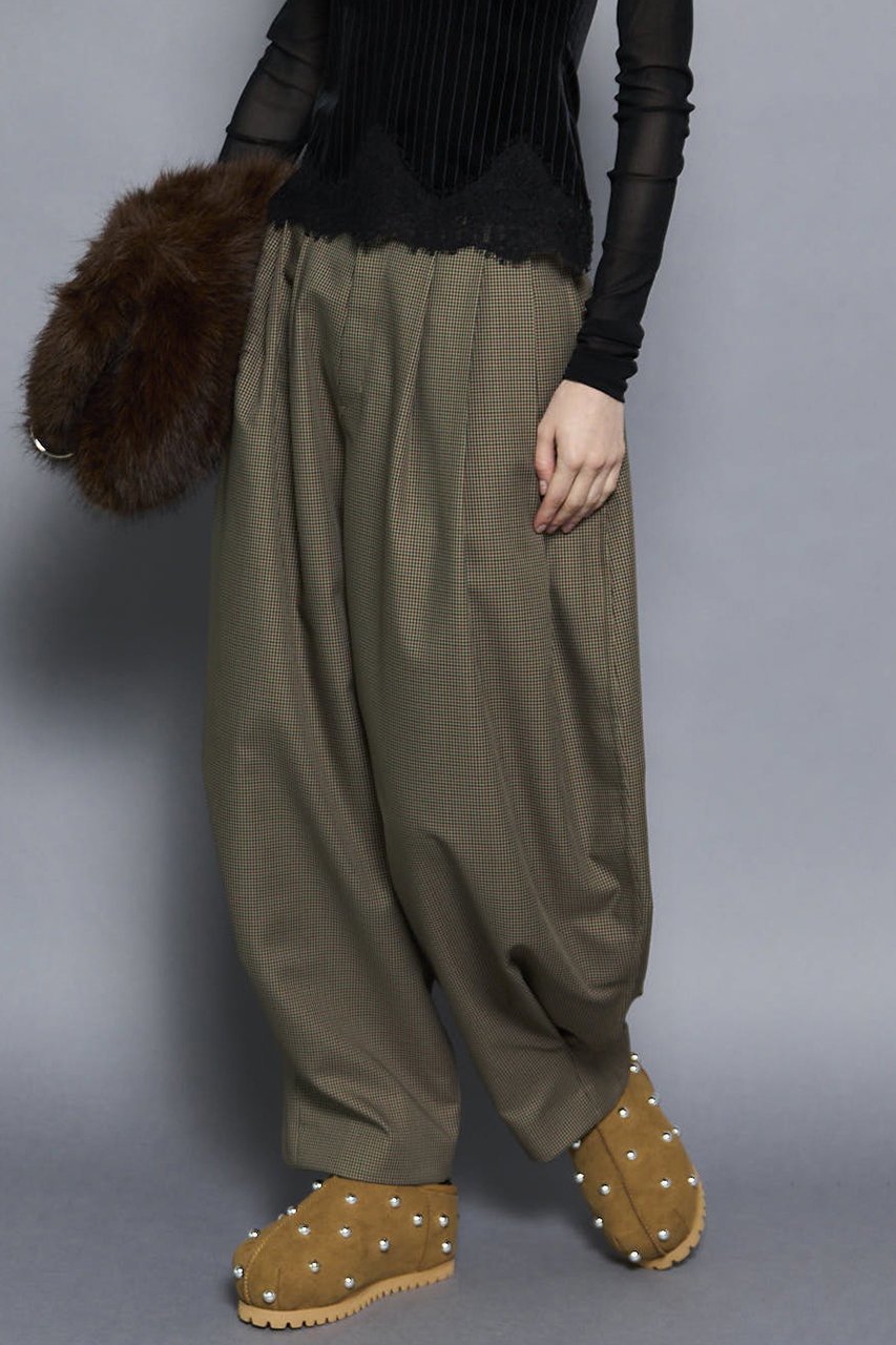 【メゾンスペシャル/MAISON SPECIAL】のTuck Balloon Volume Pants/タックバルーンボリュームパンツ 人気、トレンドファッション・服の通販 founy(ファニー) 　ファッション　Fashion　レディースファッション　Fashion for Women　パンツ　Pants & Trousers　クラシカル　Classical, Vintage-Inspired　バランス　Balance, Style Balance　パターン　Pattern, Design Print　フォルム　Silhouette, Form　A/W・秋冬　Autumn/Winter　エレガント 上品　Elegant　2025年　2025　2025-2026秋冬・A/W　Autumn/Winter 2025–26 AW25–26　other-6|ID: prp329100004636789 ipo3291000000033408074