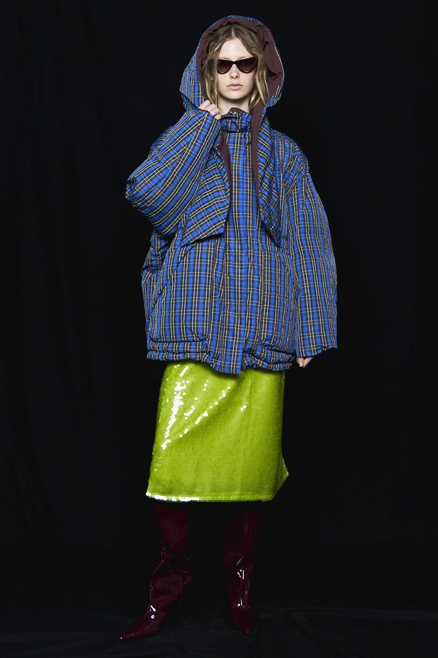 【メゾンスペシャル/MAISON SPECIAL】のLace Combination Sequin Skirt/レースコンビスパンコールスカート 人気、トレンドファッション・服の通販 founy(ファニー) 　ファッション　Fashion　レディースファッション　Fashion for Women　スカート　Skirts　ロングスカート　Long Skirts / Maxi & Midi Skirts　2025年　2025　2025-2026秋冬・A/W　Autumn/Winter 2025–26 AW25–26　オレンジ　Orange　シルバー　Silver, Metallic Silver　スパンコール　Sequins, Sequin Embellishment　セパレート　Separate, Two-Piece　タイトスカート　Pencil Skirt, Tight Skirt　ペチコート　Petticoat, Underskirt　ミックス　Mix, Mixed Style　レース　Lace, Lace Fabric　ロング　Long, Long-Length　A/W・秋冬　Autumn/Winter　other-8|ID: prp329100004636811 ipo3291000000033408263