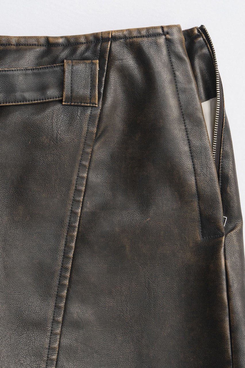 【メゾンスペシャル/MAISON SPECIAL】のBelted Vegan Leather Culottes/ベルテッドヴィーガンレザーキュロット 人気、トレンドファッション・服の通販 founy(ファニー) 　ファッション　Fashion　レディースファッション　Fashion for Women　スカート　Skirts　キュロットスカート　Culottes & Wide-Leg Shorts　2025年　2025　2025-2026秋冬・A/W　Autumn/Winter 2025–26 AW25–26　おすすめ　Recommended / Our Picks　コンパクト　Compact, Small Size　ショート　Short, Short Length　シンプル　Simple, Minimal　ビッグ　Big, Oversized　フェイクレザー　Faux Leather, PU Leather　ミックス　Mix, Mixed Style　ヴィンテージ　Vintage Style　A/W・秋冬　Autumn/Winter　other-3|ID: prp329100004636816 ipo3291000000033408311