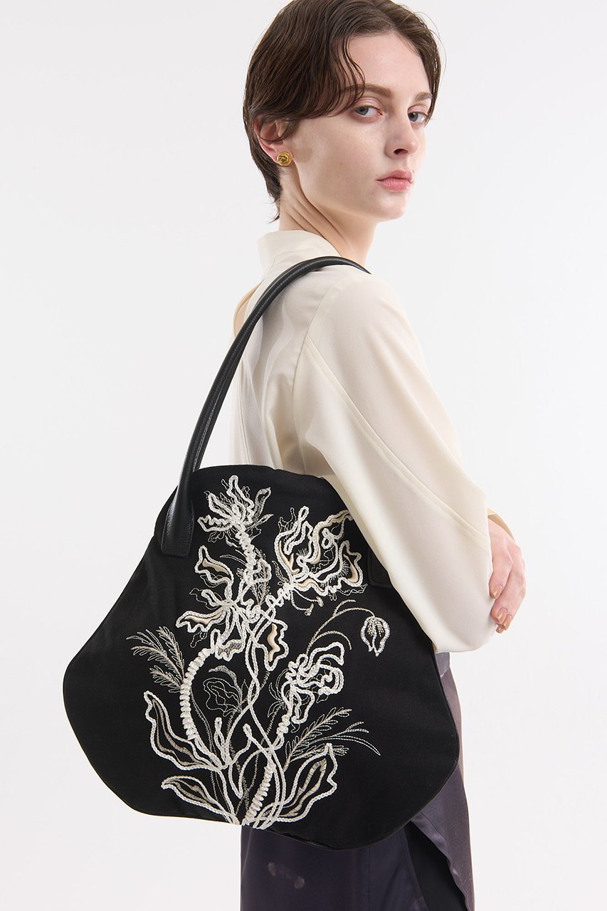 【ミューラル/MURRAL】のBouquet バッグ 人気、トレンドファッション・服の通販 founy(ファニー) 　ファッション　Fashion　レディースファッション　Fashion for Women　バッグ　Bags　2025年　2025　2025-2026秋冬・A/W　Autumn/Winter 2025–26 AW25–26　キャンバス　Canvas, Canvas Fabric　ミックス　Mix, Mixed Style　リボン　Ribbon, Bow　A/W・秋冬　Autumn/Winter　other-2|ID: prp329100004638256 ipo3291000000033428300