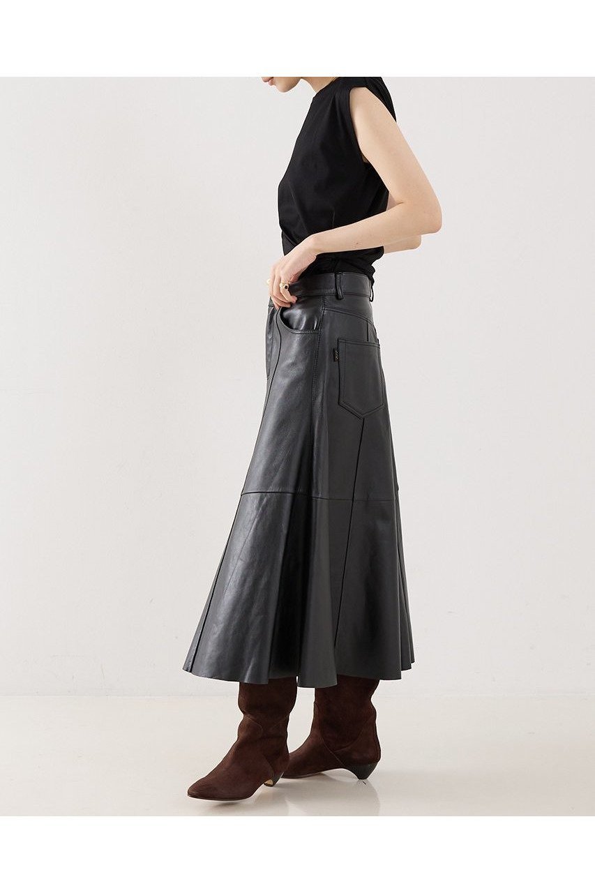 【ザ ストア バイ シー/THE STORE by C】の【COCUCA】ノースリーブプルオーバー 人気、トレンドファッション・服の通販 founy(ファニー) 　ファッション　Fashion　レディースファッション　Fashion for Women　トップス・カットソー　Cut & Sew Tops　キャミソール&ノースリーブ　Camisoles & Sleeveless Tops　シャツ・ブラウス・オフィスカジュアル　Elegant Blouses & Button-Ups　ロングTシャツ・Tシャツ　Longline T-Shirts & Tees　カジュアルプルオーバー・ニットトップス　Pullovers & Knit Tops / Casual Pullovers　カットソー・ベーシックTシャツ　Cut-and-Sewn Tops / Stretch Tees & Basics　2025年　2025　2025-2026秋冬・A/W　Autumn/Winter 2025–26 AW25–26　インナー　Innerwear　ショート　Short, Short Length　ジャケット　Jacket, Outerwear　スリーブ　Sleeve, Long Sleeve / Short Sleeve　ノースリーブ　Sleeveless, No-Sleeve　フレンチ　French, French Style　夏　Summer　定番　Standard, Basic Item　秋　Autumn　A/W・秋冬　Autumn/Winter　other-5|ID: prp329100004638282 ipo3291000000033428502