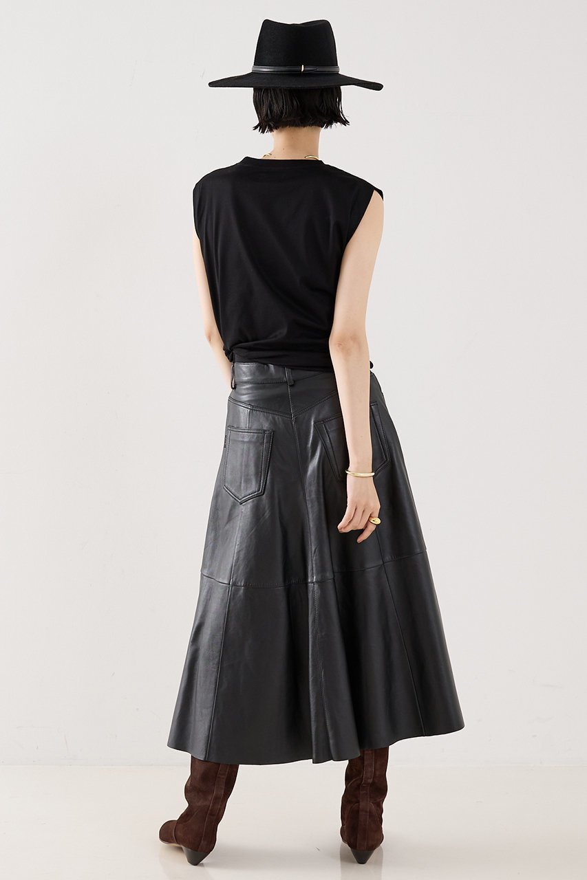 【ザ ストア バイ シー/THE STORE by C】の【COCUCA】ノースリーブプルオーバー 人気、トレンドファッション・服の通販 founy(ファニー) 　ファッション　Fashion　レディースファッション　Fashion for Women　トップス・カットソー　Cut & Sew Tops　キャミソール&ノースリーブ　Camisoles & Sleeveless Tops　シャツ・ブラウス・オフィスカジュアル　Elegant Blouses & Button-Ups　ロングTシャツ・Tシャツ　Longline T-Shirts & Tees　カジュアルプルオーバー・ニットトップス　Pullovers & Knit Tops / Casual Pullovers　カットソー・ベーシックTシャツ　Cut-and-Sewn Tops / Stretch Tees & Basics　2025年　2025　2025-2026秋冬・A/W　Autumn/Winter 2025–26 AW25–26　インナー　Innerwear　ショート　Short, Short Length　ジャケット　Jacket, Outerwear　スリーブ　Sleeve, Long Sleeve / Short Sleeve　ノースリーブ　Sleeveless, No-Sleeve　フレンチ　French, French Style　夏　Summer　定番　Standard, Basic Item　秋　Autumn　A/W・秋冬　Autumn/Winter　other-6|ID: prp329100004638282 ipo3291000000033428503