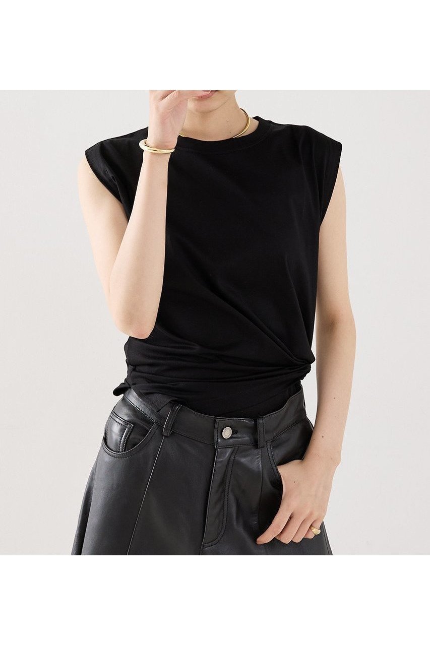 【ザ ストア バイ シー/THE STORE by C】の【COCUCA】ノースリーブプルオーバー 人気、トレンドファッション・服の通販 founy(ファニー) 　ファッション　Fashion　レディースファッション　Fashion for Women　トップス・カットソー　Cut & Sew Tops　キャミソール&ノースリーブ　Camisoles & Sleeveless Tops　シャツ・ブラウス・オフィスカジュアル　Elegant Blouses & Button-Ups　ロングTシャツ・Tシャツ　Longline T-Shirts & Tees　カジュアルプルオーバー・ニットトップス　Pullovers & Knit Tops / Casual Pullovers　カットソー・ベーシックTシャツ　Cut-and-Sewn Tops / Stretch Tees & Basics　2025年　2025　2025-2026秋冬・A/W　Autumn/Winter 2025–26 AW25–26　インナー　Innerwear　ショート　Short, Short Length　ジャケット　Jacket, Outerwear　スリーブ　Sleeve, Long Sleeve / Short Sleeve　ノースリーブ　Sleeveless, No-Sleeve　フレンチ　French, French Style　夏　Summer　定番　Standard, Basic Item　秋　Autumn　A/W・秋冬　Autumn/Winter　other-8|ID: prp329100004638282 ipo3291000000033428505