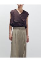 【プルミエ アロンディスモン/1er Arrondissement】のサテンドレープブラウス 人気、トレンドファッション・服の通販 founy(ファニー) ファッション Fashion レディースファッション Fashion for Women トップス・カットソー Cut & Sew Tops シャツ・ブラウス・オフィスカジュアル Elegant Blouses & Button-Ups 2025年 2025 2025-2026秋冬・A/W Autumn/Winter 2025–26 AW25–26 おすすめ Recommended / Our Picks アシンメトリー Asymmetrical Style エレガント 上品 Elegant サテン Satin, Glossy Fabric ショート Short, Short Length ジャケット Jacket, Outerwear スカーフ Scarf, Neckwear スリーブ Sleeve, Long Sleeve / Short Sleeve ドレープ Drape, Draping Fabric リラックス Relax, Relaxed Fit 秋 Autumn A/W・秋冬 Autumn/Winter |ID:prp329100004638298