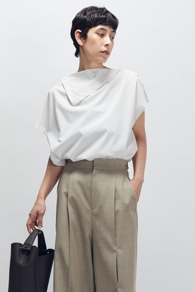 【プルミエ アロンディスモン/1er Arrondissement】 コットンポリエステルライトタフタブラウス人気、トレンドファッション・服の通販 founy(ファニー) ファッション Fashion レディースファッション Fashion for Women トップス・カットソー Cut & Sew Tops シャツ・ブラウス・オフィスカジュアル Elegant Blouses & Button-Ups 2025年 2025 2025-2026秋冬・A/W Autumn/Winter 2025–26 AW25–26 なめらか Smooth, Silky Texture アシンメトリー Asymmetrical Style ショート Short, Short Length スリーブ Sleeve, Long Sleeve / Short Sleeve タフタ Taffeta, Structured Fabric ドレープ Drape, Draping Fabric フレンチ French, French Style フロント Front, Front Design A/W・秋冬 Autumn/Winter |ID:prp329100004638299