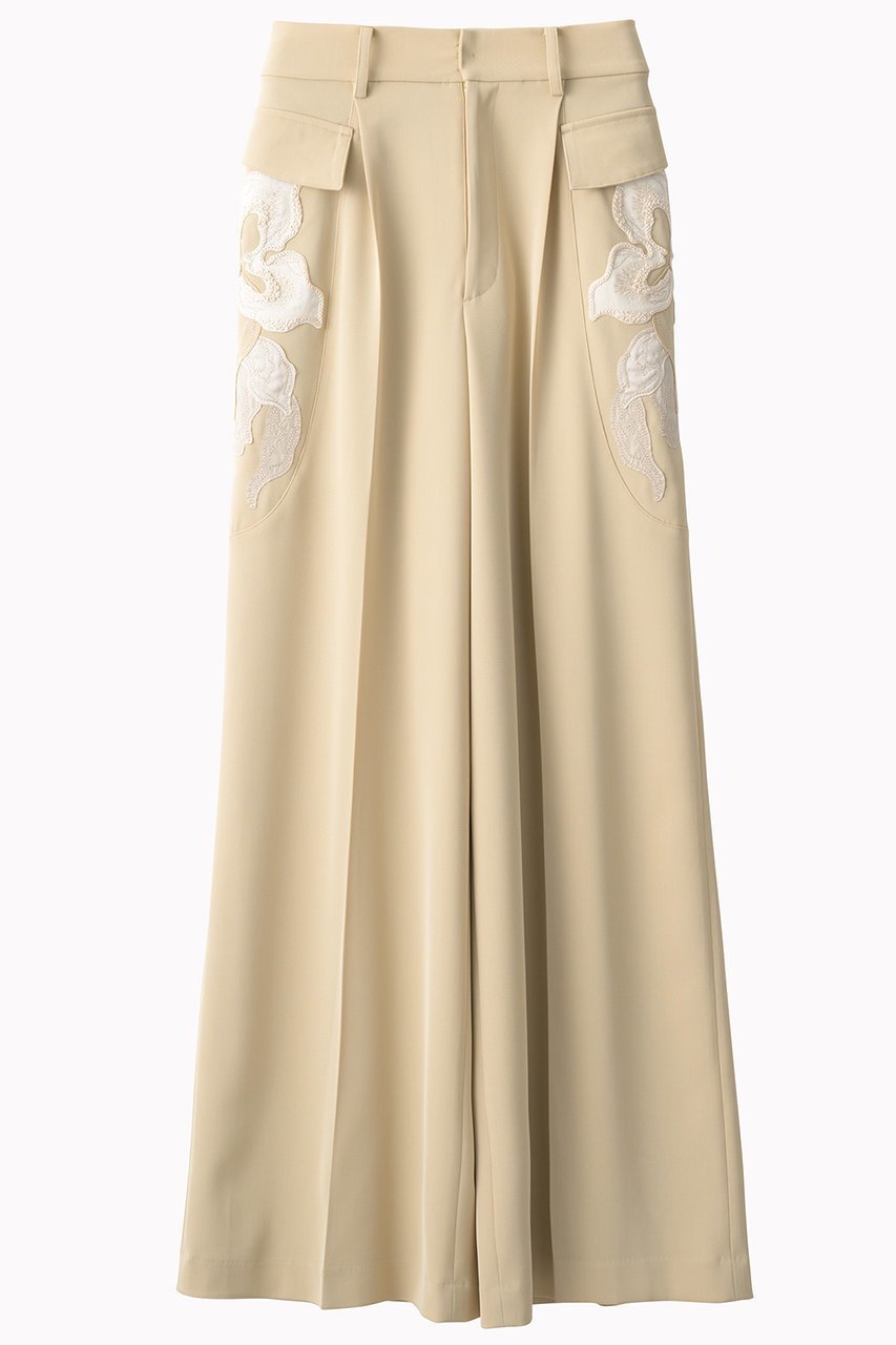 【ミューラル/MURRAL】のPatchwork エンブロイダリー スラックス インテリア・キッズ・メンズ・レディースファッション・服の通販 founy(ファニー) 　ファッション　Fashion　レディースファッション　Fashion for Women　パンツ　Pants & Trousers　エレガント 上品　Elegant　エンブロイダリー　Embroidery Design　カーゴパンツ　Cargo Pants, Utility Pants　コレクション　Collection, Seasonal Line　ストレート　Straight, Straight Cut　スラックス　Slacks, Dress Pants　パッチワーク　Patchwork, Mixed Fabric　モチーフ　Motif, Design Theme　リラックス　Relax, Relaxed Fit　A/W・秋冬　Autumn/Winter　2025年　2025　2025-2026秋冬・A/W　Autumn/Winter 2025–26 AW25–26　ベージュ|ID: prp329100004638325 ipo3291000000035723519