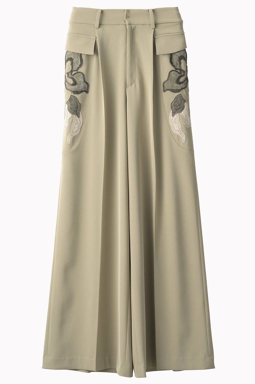 【ミューラル/MURRAL】のPatchwork エンブロイダリー スラックス インテリア・キッズ・メンズ・レディースファッション・服の通販 founy(ファニー) 　ファッション　Fashion　レディースファッション　Fashion for Women　パンツ　Pants & Trousers　エレガント 上品　Elegant　エンブロイダリー　Embroidery Design　カーゴパンツ　Cargo Pants, Utility Pants　コレクション　Collection, Seasonal Line　ストレート　Straight, Straight Cut　スラックス　Slacks, Dress Pants　パッチワーク　Patchwork, Mixed Fabric　モチーフ　Motif, Design Theme　リラックス　Relax, Relaxed Fit　A/W・秋冬　Autumn/Winter　2025年　2025　2025-2026秋冬・A/W　Autumn/Winter 2025–26 AW25–26　スモークカーキ|ID: prp329100004638325 ipo3291000000035723521