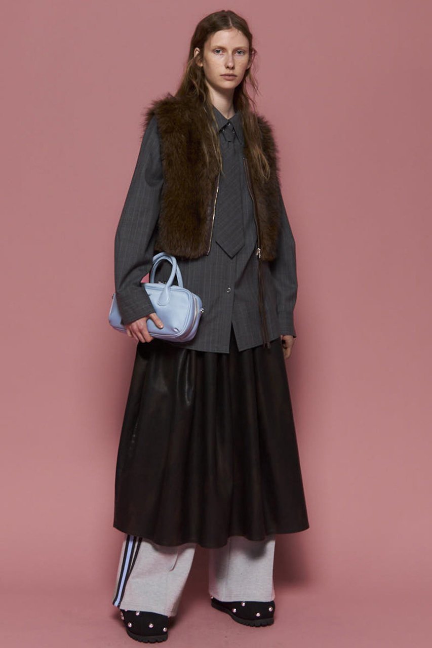 【メゾンスペシャル/MAISON SPECIAL】のWaist Frill Vegan Leather Mid-length Skirt/ウエストフリルヴィーガンレザーミモレスカート 人気、トレンドファッション・服の通販 founy(ファニー) 　ファッション　Fashion　レディースファッション　Fashion for Women　スカート　Skirts　ロングスカート　Long Skirts / Maxi & Midi Skirts　2025年　2025　2025-2026秋冬・A/W　Autumn/Winter 2025–26 AW25–26　スウェット / スエット　Sweatshirt, Sweatwear　フェイクレザー　Faux Leather, PU Leather　フェミニン　Feminine, Girly　フリル　Frill, Ruffle　フレア　Flare, Flared　ロング　Long, Long-Length　A/W・秋冬　Autumn/Winter　other-8|ID: prp329100004638333 ipo3291000000033428946