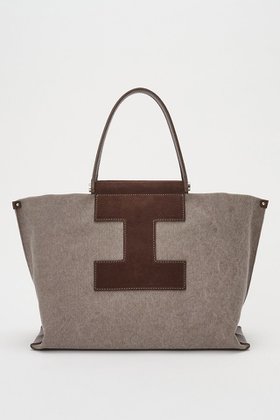 【イアクッチ/IACUCCI】 ソルベット M CANVAS/SUEDE人気、トレンドファッション・服の通販 founy(ファニー) ファッション Fashion レディースファッション Fashion for Women バッグ Bags 2025年 2025 2025-2026秋冬・A/W Autumn/Winter 2025–26 AW25–26 おすすめ Recommended / Our Picks キャンバス Canvas, Canvas Fabric シルバー Silver, Metallic Silver メタル Metal, Metal Parts エレガント 上品 Elegant 人気 Popular, Best Seller 今季 This Season, Current Season ビジネス 仕事 通勤 Business / Work / Commuting 夏 Summer A/W・秋冬 Autumn/Winter |ID:prp329100004639113