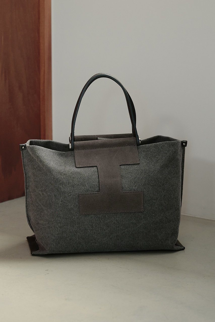 【イアクッチ/IACUCCI】のソルベット M CANVAS/SUEDE 人気、トレンドファッション・服の通販 founy(ファニー) 　ファッション　Fashion　レディースファッション　Fashion for Women　バッグ　Bags　2025年　2025　2025-2026秋冬・A/W　Autumn/Winter 2025–26 AW25–26　おすすめ　Recommended / Our Picks　キャンバス　Canvas, Canvas Fabric　シルバー　Silver, Metallic Silver　メタル　Metal, Metal Parts　エレガント 上品　Elegant　人気　Popular, Best Seller　今季　This Season, Current Season　ビジネス 仕事 通勤　Business / Work / Commuting　夏　Summer　A/W・秋冬　Autumn/Winter　other-2|ID: prp329100004639113 ipo3291000000033438786