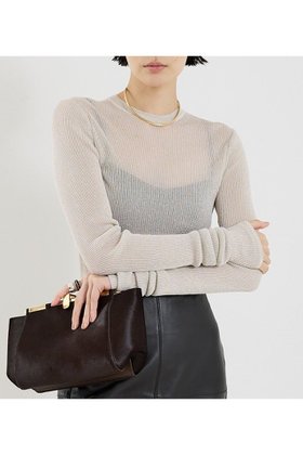 【ザ ストア バイ シー/THE STORE by C】の【COCUCA】ラメリブニット 人気、トレンドファッション・服の通販 founy(ファニー) ファッション Fashion レディースファッション Fashion for Women トップス・カットソー Cut & Sew Tops ニット Knit Tops & Sweaters カジュアルプルオーバー・ニットトップス Pullovers & Knit Tops / Casual Pullovers 2025年 2025 2025-2026秋冬・A/W Autumn/Winter 2025–26 AW25–26 なめらか Smooth, Silky Texture イタリア Italy シェイプ Shape, Slim Fit バランス Balance, Style Balance ラグジュアリー Luxury, Elegant A/W・秋冬 Autumn/Winter |ID:prp329100004639164