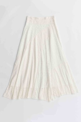 【メゾンスペシャル/MAISON SPECIAL】 Random Lace Flare Skirt/ランダムレースフレアスカート人気、トレンドファッション・服の通販 founy(ファニー) ファッション Fashion レディースファッション Fashion for Women スカート Skirts Aライン・フレアスカート A-Line & Flared Skirts ロングスカート Long Skirts / Maxi & Midi Skirts 2025年 2025 2025-2026秋冬・A/W Autumn/Winter 2025–26 AW25–26 インナー Innerwear ドッキング Docking, Mixed Material ドレープ Drape, Draping Fabric レース Lace, Lace Fabric ロング Long, Long-Length エレガント 上品 Elegant A/W・秋冬 Autumn/Winter |ID:prp329100004639218