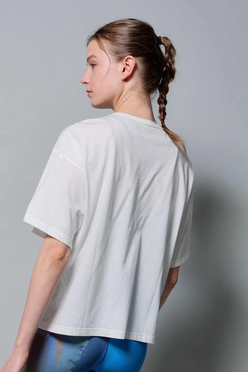 【ジュリエ/Julier】のKanako Sasakiコラボ プリントTシャツ 人気、トレンドファッション・服の通販 founy(ファニー) 　ファッション　Fashion　レディースファッション　Fashion for Women　トップス・カットソー　Cut & Sew Tops　シャツ・ブラウス・オフィスカジュアル　Elegant Blouses & Button-Ups　ロングTシャツ・Tシャツ　Longline T-Shirts & Tees　スポーツウェア　Functional & Stylish Sportswear　スポーツ トップス　Athletic Tops / Workout Tops / Training Shirts　コラボ　Collaboration, Collab　スポーツ　Sports, Activewear　プリント　Print, Printed Pattern　ボトム　Bottoms, Lower Wear　ワーク　Workwear, Utility Style　エレガント 上品　Elegant　新作・新入荷　New Arrivals / New In　other-7|ID: prp329100004639247 ipo3291000000033439952