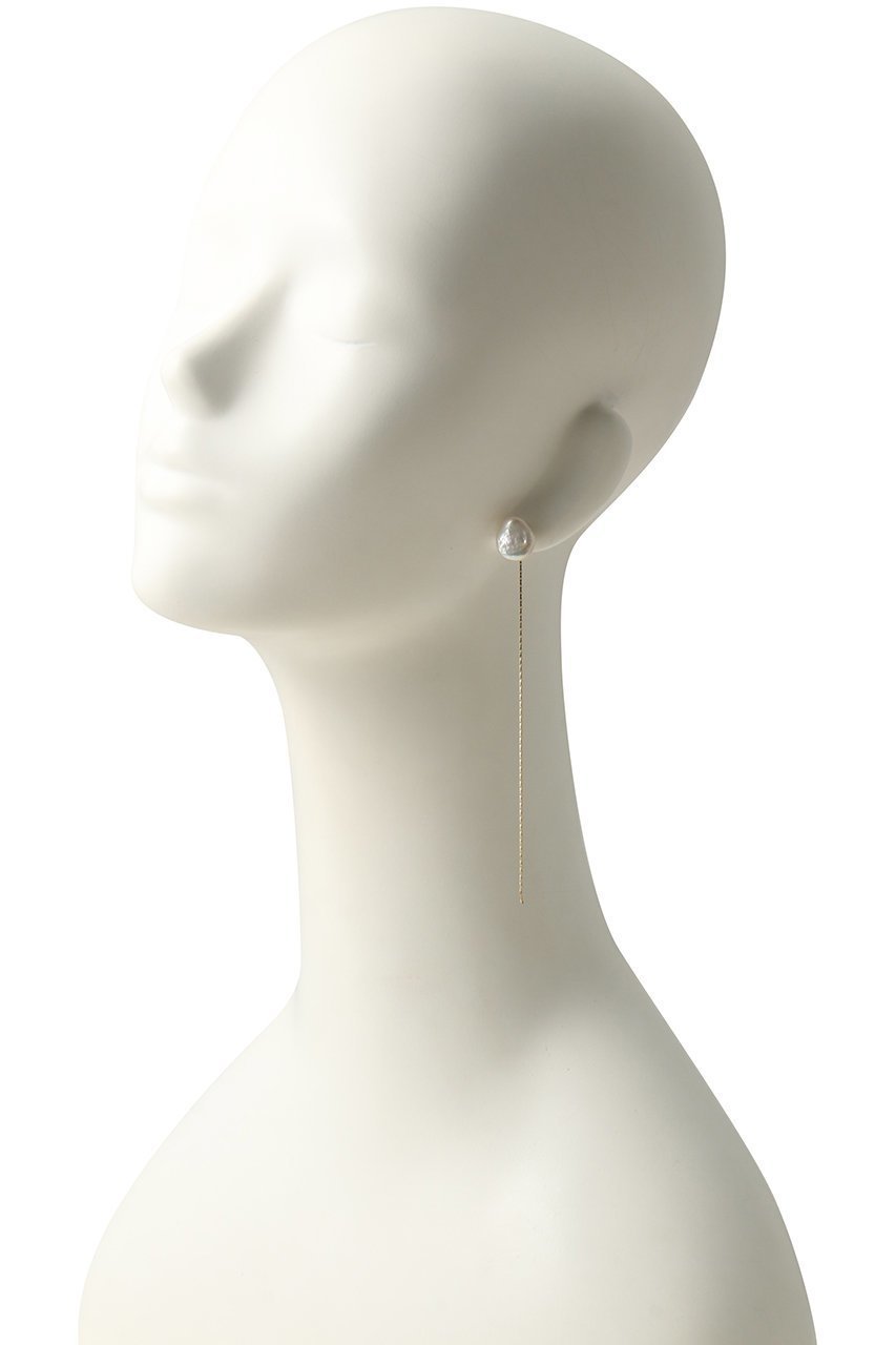 【アルアバイル/allureville】の淡水バロックパールピアス 人気、トレンドファッション・服の通販 founy(ファニー) 　ファッション　Fashion　レディースファッション　Fashion for Women　ジュエリー　Jewelry　ファッションリング　Fashion Rings　イヤリング・フープ・ドロップタイプ　Hoop, Drop & Clip Earrings　2025年　2025　2025-2026秋冬・A/W　Autumn/Winter 2025–26 AW25–26　イヤリング　Earrings　シンプル　Simple, Minimal　チェーン　Chain, Chain Strap　パール　Pearl, Pearl Accent　フェミニン　Feminine, Girly　フォルム　Silhouette, Form　フォーマル　Formal, Dressy　ロング　Long, Long-Length　エレガント 上品　Elegant　A/W・秋冬　Autumn/Winter　other-2|ID: prp329100004640064 ipo3291000000033449364