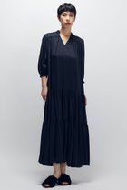 【プルミエ アロンディスモン/1er Arrondissement】のサテンティアードワンピース ネイビー|ID:prp329100004640136