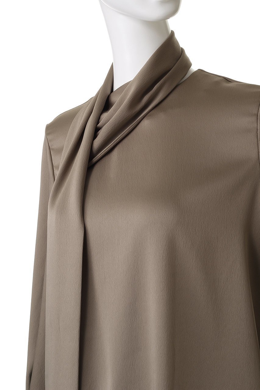 【エムフィル/M Fil】のハンマーサテン アシンメトリーボウタイブラウス 人気、トレンドファッション・服の通販 founy(ファニー) 　ファッション　Fashion　レディースファッション　Fashion for Women　トップス・カットソー　Cut & Sew Tops　シャツ・ブラウス・オフィスカジュアル　Elegant Blouses & Button-Ups　2025年　2025　2025-2026秋冬・A/W　Autumn/Winter 2025–26 AW25–26　アシンメトリー　Asymmetrical Style　インナー　Innerwear　サテン　Satin, Glossy Fabric　ジャケット　Jacket, Outerwear　スリーブ　Sleeve, Long Sleeve / Short Sleeve　ドレープ　Drape, Draping Fabric　ビジネス 仕事 通勤　Business / Work / Commuting　ロング　Long, Long-Length　A/W・秋冬　Autumn/Winter　other-5|ID: prp329100004640140 ipo3291000000033449976