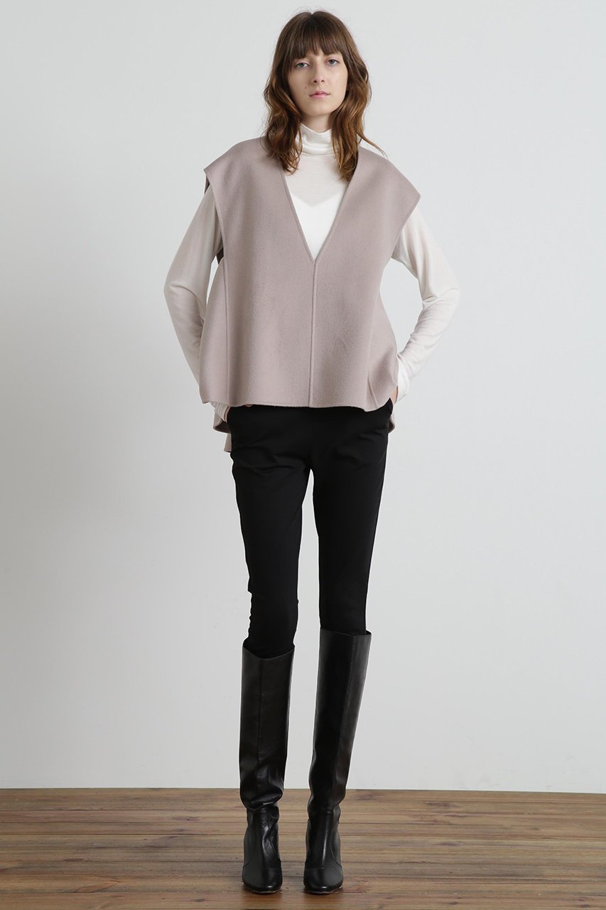 【ヒューエルミュージアム/hueLe Museum】の【STUMBLY】Back Peplum Gilet BL 人気、トレンドファッション・服の通販 founy(ファニー) ファッション Fashion レディースファッション Fashion for Women アウター Coat / Outerwear Collection トップス・カットソー Cut & Sew Tops キャミソール&ノースリーブ Camisoles & Sleeveless Tops シャツ・ブラウス・オフィスカジュアル Elegant Blouses & Button-Ups ベスト&ジレ / 重ね着スタイル Vests & Gilets シンプル Simple, Minimal ダブル Double, Double-Breasted ノースリーブ Sleeveless, No-Sleeve フェイス Face, Facial Design フロント Front, Front Design ペプラム Peplum, Flared Hem 定番 Standard, Basic Item other-3|ID: prp329100004640155 ipo3291000000035798235