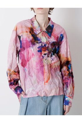 【ヒューエルミュージアム/hueLe Museum】の【STUMBLY】Crushed Art Print Shirts 人気、トレンドファッション・服の通販 founy(ファニー) ファッション Fashion レディースファッション Fashion for Women トップス・カットソー Cut & Sew Tops シャツ・ブラウス・オフィスカジュアル Elegant Blouses & Button-Ups ロングTシャツ・Tシャツ Longline T-Shirts & Tees 2025年 2025 2025-2026秋冬・A/W Autumn/Winter 2025–26 AW25–26 スクエア Square, Square Shape スリーブ Sleeve, Long Sleeve / Short Sleeve タイプライター Typewriter Fabric, Crisp Cotton プリーツ Pleats, Pleated ロング Long, Long-Length A/W・秋冬 Autumn/Winter |ID:prp329100004640157