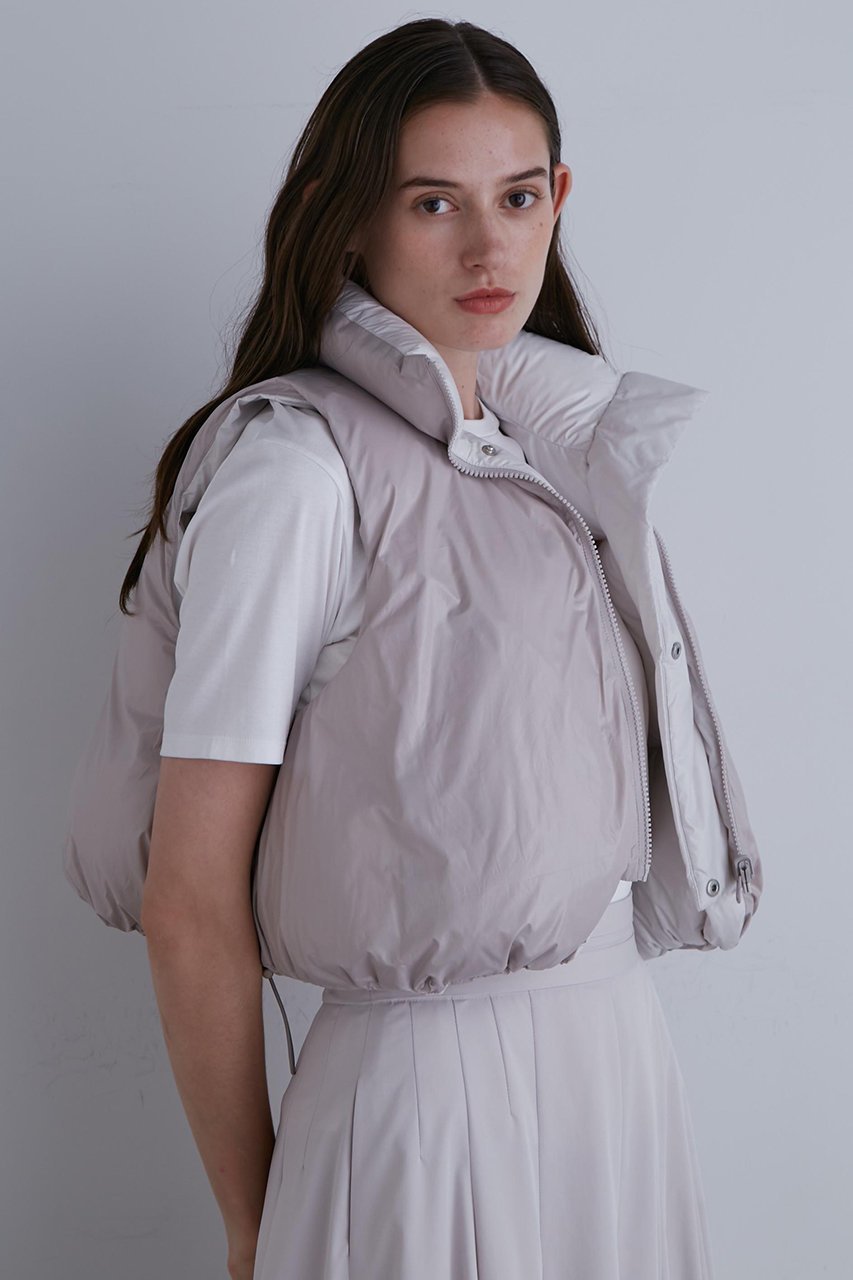 【ル フィル/LE PHIL】のリバーシブルボリュームダウンベスト 人気、トレンドファッション・服の通販 founy(ファニー) 　ファッション　Fashion　レディースファッション　Fashion for Women　アウター　Coat / Outerwear Collection　レディースジャケット・軽アウター　Jackets　2025年　2025　2025-2026秋冬・A/W　Autumn/Winter 2025–26 AW25–26　アクセサリー　Fashion Accessories　ショート　Short, Short Length　ジャケット　Jacket, Outerwear　ダウン　Down, Puffer　ベスト　Vest, Waistcoat　リバーシブル　Reversible, Two-Sided　A/W・秋冬　Autumn/Winter　other-8|ID: prp329100004640171 ipo3291000000033450253