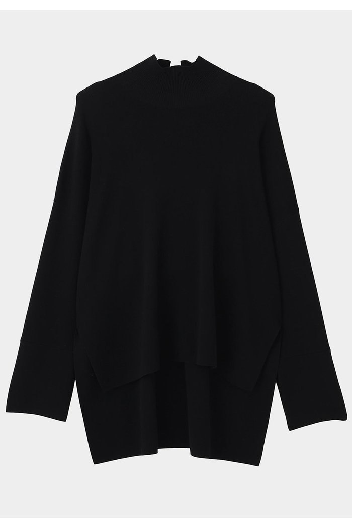 【ル フィル/LE PHIL】のオーバーサイズプルオーバーニット インテリア・キッズ・メンズ・レディースファッション・服の通販 founy(ファニー) https://founy.com/ ファッション Fashion レディースファッション Fashion for Women トップス・カットソー Cut & Sew Tops ニット Knit Tops & Sweaters カジュアルプルオーバー・ニットトップス Pullovers & Knit Tops / Casual Pullovers 2025年 2025 2025-2026秋冬・A/W Autumn/Winter 2025–26 AW25–26 シンプル Simple, Minimal スリット Slit, Slit Detail ハイネック High Neck, Mock Neck ビッグ Big, Oversized A/W・秋冬 Autumn/Winter |ID: prp329100004640203 ipo3291000000033450549
